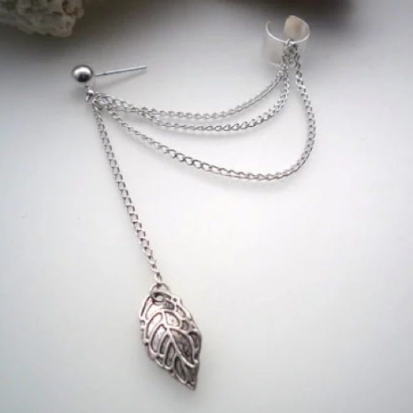 NEW💙💎1 GOLDEN💛FEATHER EAR CHARM!💎💙ONE PIECE! - Picture 3 of 6